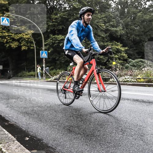 13.09.2026 - Stadtparktriathlon H.Heesch http://msf.ph/oto/10379085 13.09.2026 10:06:12 Radfahren 214, 239, 345 meine-sportfotos.de