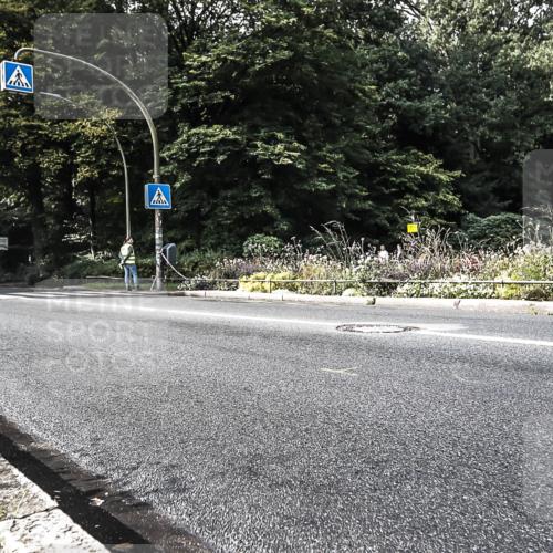 13.09.2026 - Stadtparktriathlon H.Heesch http://msf.ph/oto/10379093 13.09.2026 10:51:02 Radfahren 431, 444, 488 meine-sportfotos.de