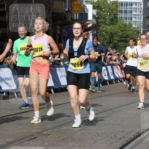 13.09.2026 - 21. swb-Marathon Bremen Strokosch-Dieckow http://msf.ph/oto/10379110 13.09.2026 11:04:06 Ziel 10090, 10091, 10152, 10327, 10357, 10403, 10429, 10569, 10796, 10918, 10950, 11149, 11325, 11451, 11511, 11595, 11868, 11967, 12074, 12504, 10182, 10291, 10390, 10613, 11221, 11336, 11539, 11720, 11726, 11740, 12001, 12113, 12276 meine-sportfotos.de
