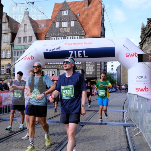 13.09.2026 - 21. swb-Marathon Bremen Tim E. http://msf.ph/oto/10379127 13.09.2026 13:14:28 Ziel 107, 235, 1433, 1542, 1613, 1998, 2043, 2084, 2203, 2701, 2824, 2913, 2922, 4728, 5593, 5610, 5986, 6145, 7029, 7435, 7591, 7659, 7963, 8118, 8886, 8919, 9783, 10105 meine-sportfotos.de