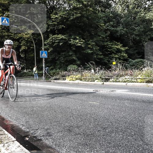 13.09.2026 - Stadtparktriathlon H.Heesch http://msf.ph/oto/10379149 13.09.2026 10:51:04 Radfahren 444, 481, 488, 562 meine-sportfotos.de