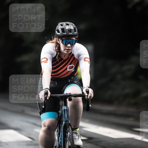 13.09.2026 - Stadtparktriathlon H.Heesch http://msf.ph/oto/10379165 13.09.2026 12:22:29 Radfahren 966, 971, 997, 1068, 1143 meine-sportfotos.de