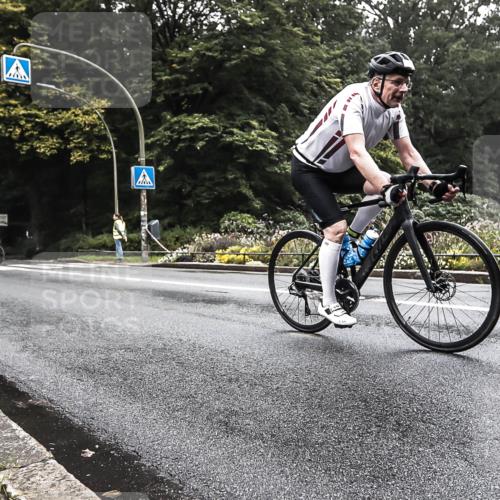 13.09.2026 - Stadtparktriathlon H.Heesch http://msf.ph/oto/10379177 13.09.2026 10:07:19 Radfahren 293 meine-sportfotos.de