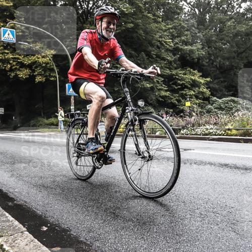 13.09.2026 - Stadtparktriathlon H.Heesch http://msf.ph/oto/10379183 13.09.2026 10:07:45 Radfahren 269, 341 meine-sportfotos.de