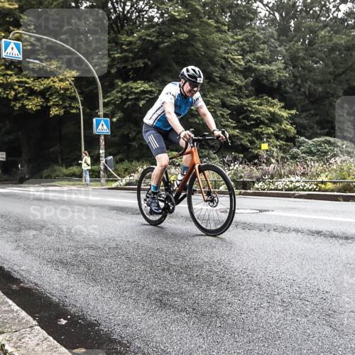 13.09.2026 - Stadtparktriathlon H.Heesch http://msf.ph/oto/10379194 13.09.2026 10:07:47 Radfahren 269, 341 meine-sportfotos.de