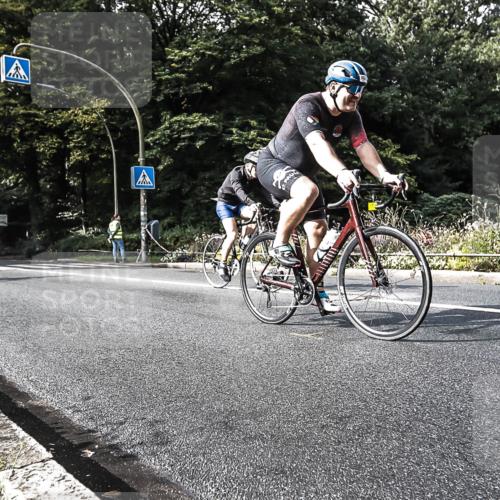 13.09.2026 - Stadtparktriathlon H.Heesch http://msf.ph/oto/10379201 13.09.2026 10:51:07 Radfahren 343, 444, 481, 528, 562 meine-sportfotos.de