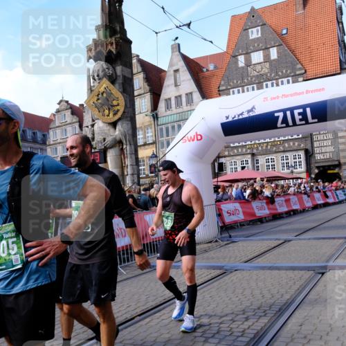 13.09.2026 - 21. swb-Marathon Bremen Tim E. http://msf.ph/oto/10379214 13.09.2026 13:14:32 Ziel 107, 235, 469, 1433, 1542, 1613, 1998, 2043, 2084, 2203, 2913, 2922, 3545, 4452, 4728, 5986, 6145, 7029, 7435, 7591, 7659, 7963, 8118, 8886, 8919, 9783 meine-sportfotos.de