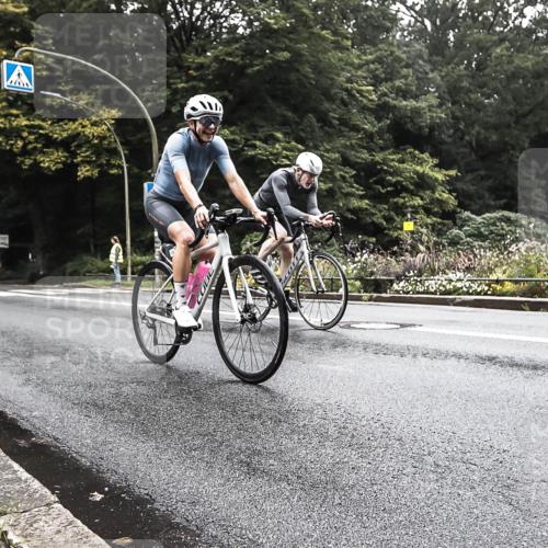 13.09.2026 - Stadtparktriathlon H.Heesch http://msf.ph/oto/10379219 13.09.2026 10:08:15 Radfahren 232, 287, 292 meine-sportfotos.de