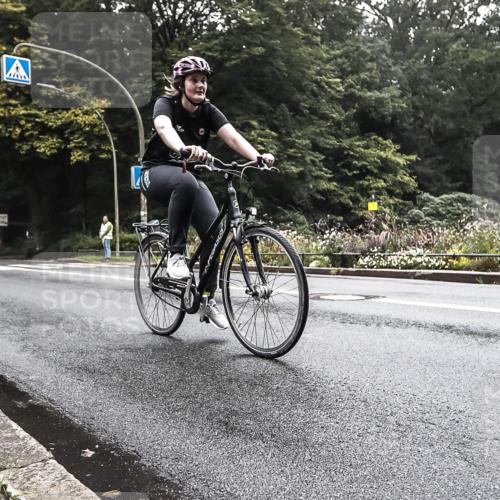 13.09.2026 - Stadtparktriathlon H.Heesch http://msf.ph/oto/10379226 13.09.2026 10:08:25 Radfahren 307 meine-sportfotos.de