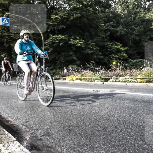 13.09.2026 - Stadtparktriathlon H.Heesch http://msf.ph/oto/10379230 13.09.2026 10:51:08 Radfahren 343, 375, 481, 528, 562 meine-sportfotos.de