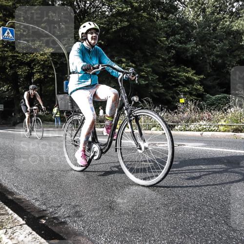 13.09.2026 - Stadtparktriathlon H.Heesch http://msf.ph/oto/10379235 13.09.2026 10:51:08 Radfahren 343, 375, 481, 528, 562 meine-sportfotos.de