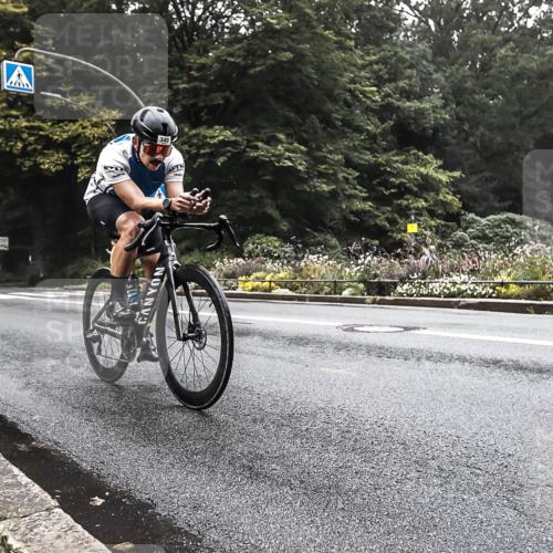 13.09.2026 - Stadtparktriathlon H.Heesch http://msf.ph/oto/10379264 13.09.2026 10:08:53 Radfahren 236, 301, 340 meine-sportfotos.de