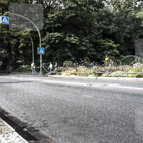 13.09.2026 - Stadtparktriathlon H.Heesch http://msf.ph/oto/10379275 13.09.2026 10:51:10 Radfahren 343, 375, 481, 528, 562 meine-sportfotos.de