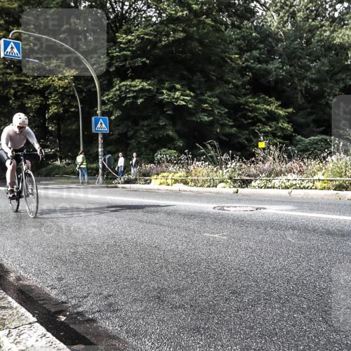 13.09.2026 - Stadtparktriathlon H.Heesch http://msf.ph/oto/10379282 13.09.2026 10:51:11 Radfahren 343, 375, 528 meine-sportfotos.de