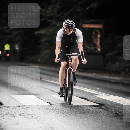 13.09.2026 - Stadtparktriathlon H.Heesch http://msf.ph/oto/10379292 13.09.2026 12:22:41 Radfahren 966, 983, 1040, 1054, 1068, 1129, 1140 meine-sportfotos.de
