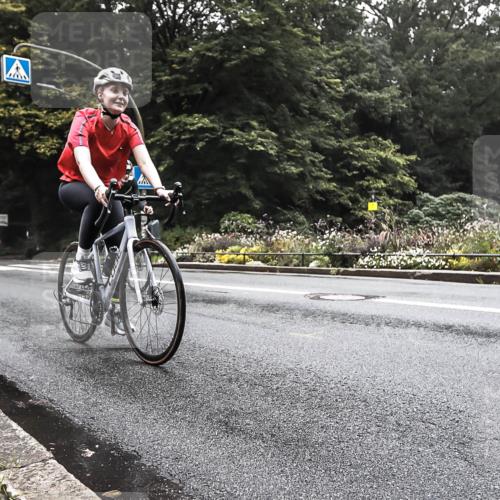 13.09.2026 - Stadtparktriathlon H.Heesch http://msf.ph/oto/10379296 13.09.2026 10:09:03 Radfahren 241, 244, 279, 289, 327 meine-sportfotos.de