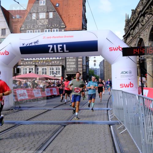 13.09.2026 - 21. swb-Marathon Bremen Tim E. http://msf.ph/oto/10379304 13.09.2026 13:14:38 Ziel 107, 235, 376, 469, 1043, 1125, 1492, 1542, 1814, 1998, 2043, 2084, 2203, 2913, 2922, 3085, 3545, 4452, 4728, 5836, 5986, 6130, 6506, 7591, 7659, 7826, 8456, 8919, 9783 meine-sportfotos.de