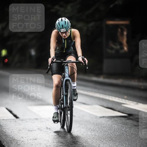 13.09.2026 - Stadtparktriathlon H.Heesch http://msf.ph/oto/10379326 13.09.2026 12:22:43 Radfahren 983, 1040, 1054, 1129, 1140 meine-sportfotos.de