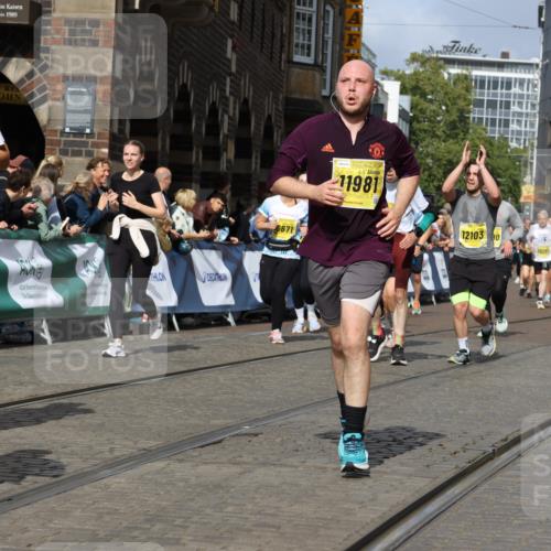 13.09.2026 - 21. swb-Marathon Bremen Strokosch-Dieckow http://msf.ph/oto/10379348 13.09.2026 11:04:12 Ziel 10152, 10357, 10403, 10429, 10607, 10659, 10720, 10796, 10918, 11149, 11319, 11325, 11451, 11470, 11471, 11511, 11618, 11868, 11967, 12140, 12260, 12392, 12433, 12504, 10182, 10245, 10291, 10526, 10613, 10755, 11214, 11215, 11248, 11336, 11410, 11720, 11740, 12009, 12929 meine-sportfotos.de