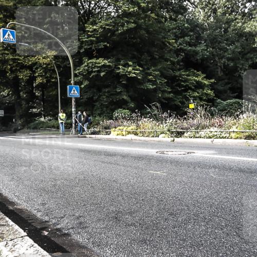 13.09.2026 - Stadtparktriathlon H.Heesch http://msf.ph/oto/10379350 13.09.2026 10:51:14 Radfahren 375, 534 meine-sportfotos.de