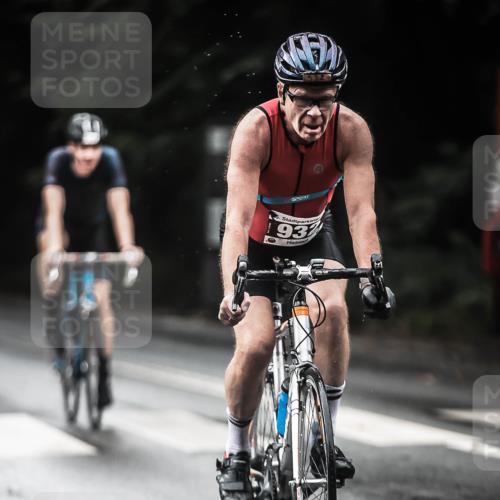 13.09.2026 - Stadtparktriathlon H.Heesch http://msf.ph/oto/10379398 13.09.2026 12:22:57 Radfahren 932, 1026, 1135 meine-sportfotos.de