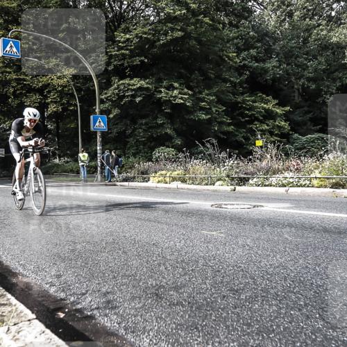 13.09.2026 - Stadtparktriathlon H.Heesch http://msf.ph/oto/10379402 13.09.2026 10:51:17 Radfahren 364, 534 meine-sportfotos.de