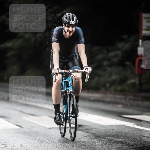 13.09.2026 - Stadtparktriathlon H.Heesch http://msf.ph/oto/10379418 13.09.2026 12:22:58 Radfahren 932, 1026, 1135 meine-sportfotos.de