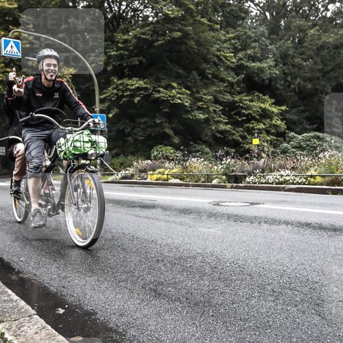13.09.2026 - Stadtparktriathlon H.Heesch http://msf.ph/oto/10379425 13.09.2026 10:10:38 Radfahren 309, 342 meine-sportfotos.de