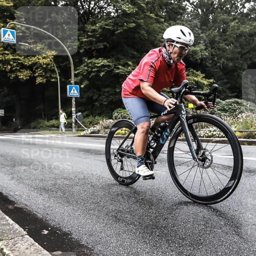 13.09.2026 - Stadtparktriathlon H.Heesch http://msf.ph/oto/10379437 13.09.2026 10:10:47 Radfahren 215, 274, 286 meine-sportfotos.de