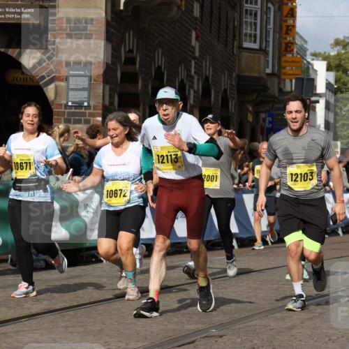 13.09.2026 - 21. swb-Marathon Bremen Strokosch-Dieckow http://msf.ph/oto/10379444 13.09.2026 11:04:15 Ziel 10152, 10357, 10403, 10429, 10607, 10659, 10720, 10726, 10796, 10912, 10913, 10918, 11149, 11319, 11325, 11451, 11470, 11471, 11511, 11618, 11868, 11967, 12140, 12260, 12392, 12433, 12504, 10245, 10526, 10613, 10755, 11214, 11215, 11248, 11410, 11720, 11740, 12009, 12929 meine-sportfotos.de