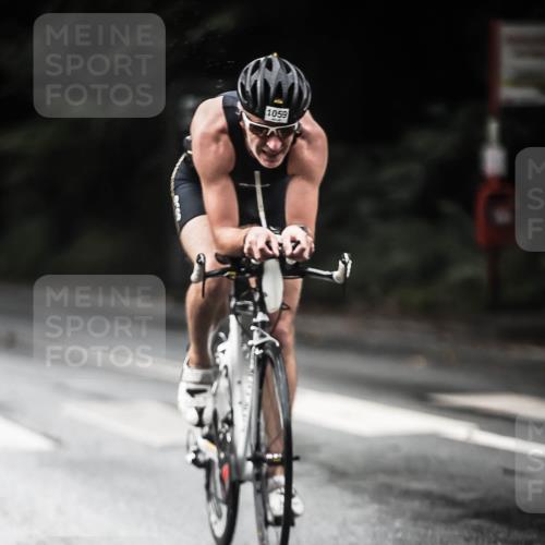 13.09.2026 - Stadtparktriathlon H.Heesch http://msf.ph/oto/10379482 13.09.2026 12:23:08 Radfahren 1049, 1059 meine-sportfotos.de
