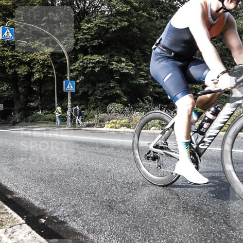 13.09.2026 - Stadtparktriathlon H.Heesch http://msf.ph/oto/10379506 13.09.2026 10:51:24 Radfahren 556 meine-sportfotos.de