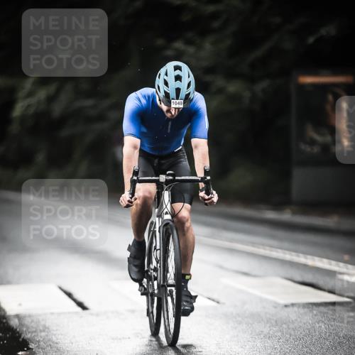13.09.2026 - Stadtparktriathlon H.Heesch http://msf.ph/oto/10379508 13.09.2026 12:23:10 Radfahren 954, 1049, 1059 meine-sportfotos.de