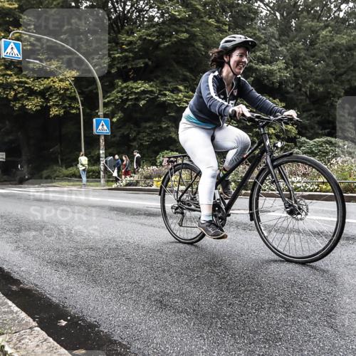 13.09.2026 - Stadtparktriathlon H.Heesch http://msf.ph/oto/10379561 13.09.2026 10:11:54 Radfahren 326 meine-sportfotos.de