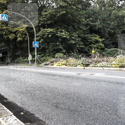 13.09.2026 - Stadtparktriathlon H.Heesch http://msf.ph/oto/10379564 13.09.2026 10:51:49 Radfahren 483, 582 meine-sportfotos.de