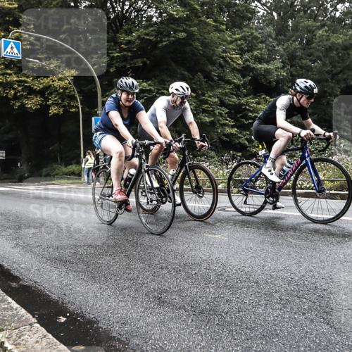 13.09.2026 - Stadtparktriathlon H.Heesch http://msf.ph/oto/10379578 13.09.2026 10:12:04 Radfahren 213, 256, 300, 305, 333, 334, 335 meine-sportfotos.de