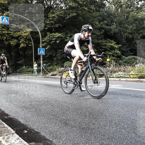 13.09.2026 - Stadtparktriathlon H.Heesch http://msf.ph/oto/10379586 13.09.2026 10:51:57 Radfahren 456, 491, 510, 527, 544 meine-sportfotos.de