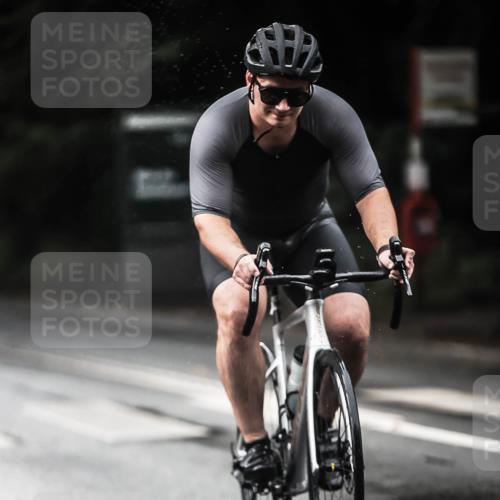 13.09.2026 - Stadtparktriathlon H.Heesch http://msf.ph/oto/10379602 13.09.2026 12:23:22 Radfahren 961, 1022 meine-sportfotos.de