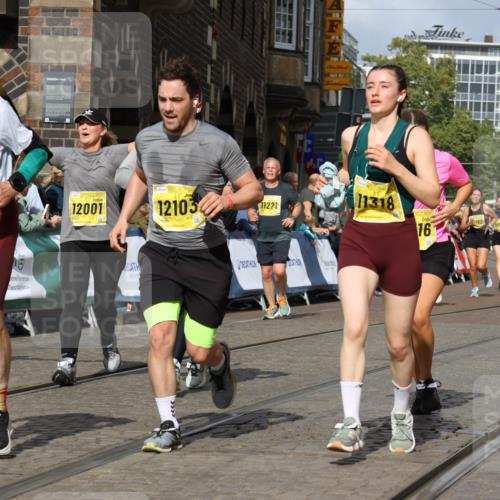 13.09.2026 - 21. swb-Marathon Bremen Strokosch-Dieckow http://msf.ph/oto/10379613 13.09.2026 11:04:16 Ziel 10152, 10357, 10403, 10429, 10607, 10659, 10720, 10726, 10796, 10912, 10913, 10918, 11149, 11318, 11319, 11325, 11451, 11470, 11471, 11511, 11618, 11868, 11909, 11967, 12140, 12260, 12392, 12433, 12504, 10160, 10245, 10526, 10613, 10755, 11214, 11215, 11248, 11410, 11720, 11740, 11761, 12009, 12929 meine-sportfotos.de