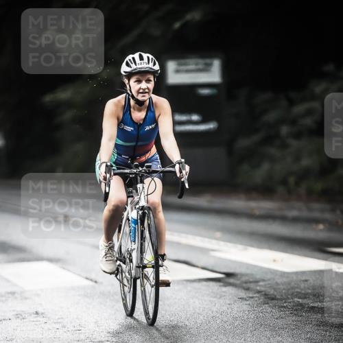 13.09.2026 - Stadtparktriathlon H.Heesch http://msf.ph/oto/10379635 13.09.2026 12:23:30 Radfahren 1011, 1022, 1079, 1094 meine-sportfotos.de