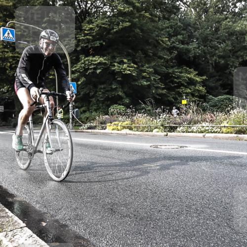 13.09.2026 - Stadtparktriathlon H.Heesch http://msf.ph/oto/10379656 13.09.2026 10:52:07 Radfahren 482, 777 meine-sportfotos.de