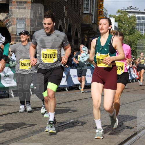13.09.2026 - 21. swb-Marathon Bremen Strokosch-Dieckow http://msf.ph/oto/10379660 13.09.2026 11:04:17 Ziel 10152, 10357, 10403, 10429, 10516, 10607, 10659, 10671, 10672, 10720, 10726, 10796, 10912, 10913, 10918, 11149, 11318, 11319, 11325, 11451, 11470, 11471, 11511, 11618, 11909, 11967, 12103, 12140, 12260, 12392, 12433, 12504, 10160, 10245, 10526, 10613, 10711, 10755, 11214, 11215, 11248, 11410, 11720, 11740, 11761, 12009, 12929 meine-sportfotos.de