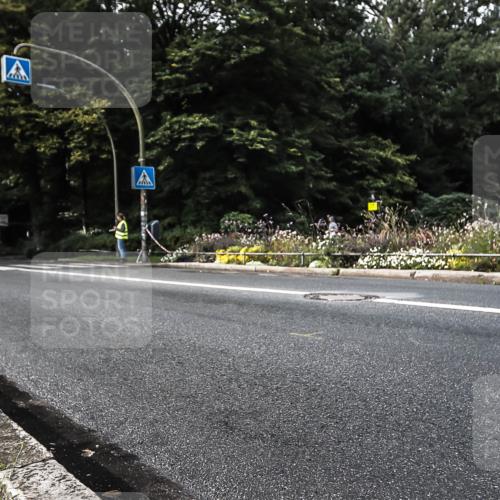 13.09.2026 - Stadtparktriathlon H.Heesch http://msf.ph/oto/10379662 13.09.2026 10:52:08 Radfahren 482 meine-sportfotos.de