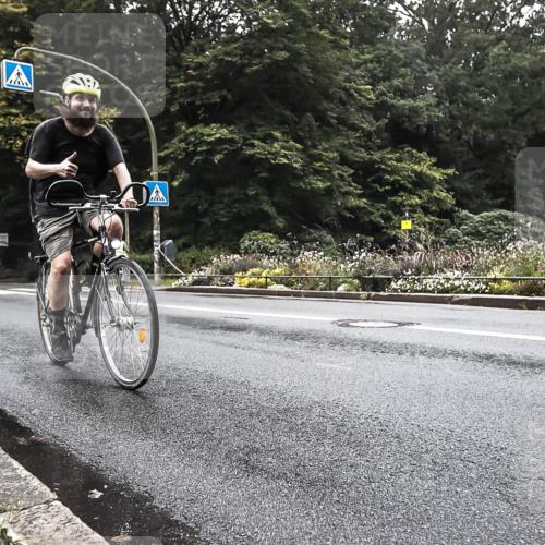 13.09.2026 - Stadtparktriathlon H.Heesch http://msf.ph/oto/10379687 13.09.2026 10:13:02 Radfahren 310, 336 meine-sportfotos.de