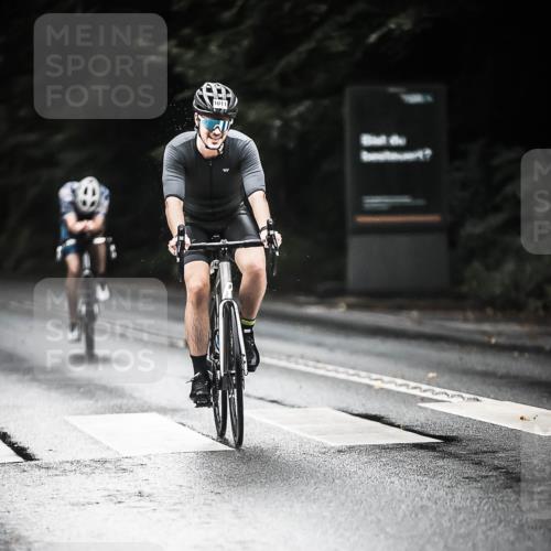 13.09.2026 - Stadtparktriathlon H.Heesch http://msf.ph/oto/10379701 13.09.2026 12:23:35 Radfahren 1001, 1011, 1079, 1094, 1107 meine-sportfotos.de