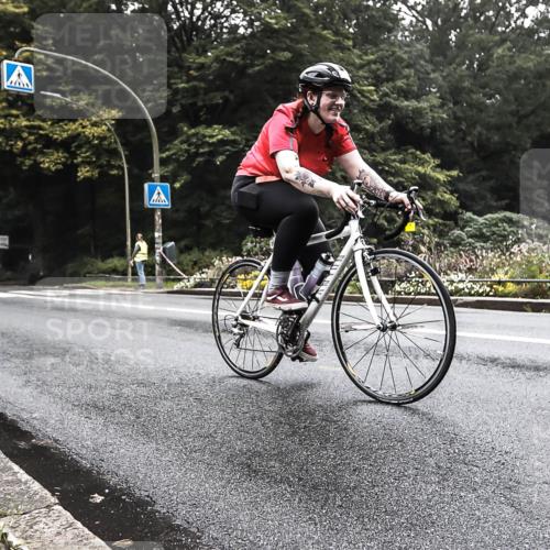 13.09.2026 - Stadtparktriathlon H.Heesch http://msf.ph/oto/10379809 13.09.2026 10:15:15 Radfahren 232, 281 meine-sportfotos.de