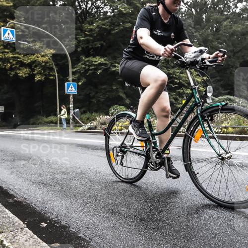 13.09.2026 - Stadtparktriathlon H.Heesch http://msf.ph/oto/10379829 13.09.2026 10:15:28 Radfahren 306 meine-sportfotos.de