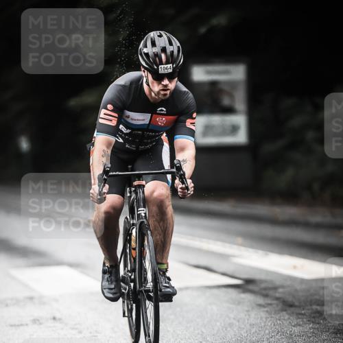 13.09.2026 - Stadtparktriathlon H.Heesch http://msf.ph/oto/10379845 13.09.2026 12:23:54 Radfahren 969, 1064 meine-sportfotos.de