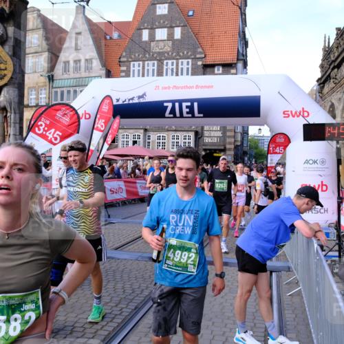 13.09.2026 - 21. swb-Marathon Bremen Tim E. http://msf.ph/oto/10379864 13.09.2026 13:15:33 Ziel 1664, 3357, 3743, 4111, 4382, 4646, 4992, 5003, 5149, 5385, 6011, 6351, 6773, 6902, 7346, 7432, 7497, 7515, 7717, 7730, 8086, 8254, 8255, 9253, 9338, 9363, 9483, 13137, 13139 meine-sportfotos.de