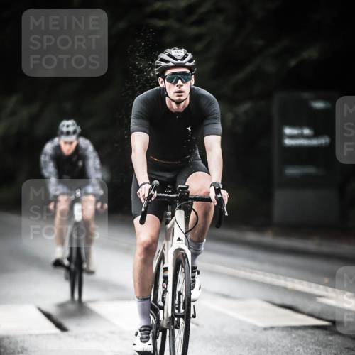 13.09.2026 - Stadtparktriathlon H.Heesch http://msf.ph/oto/10379874 13.09.2026 12:24:00 Radfahren 969, 1064, 1188 meine-sportfotos.de